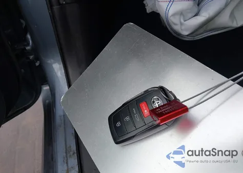 2024 Toyota Corolla Hybrid Le z USA, uszkodzony, nr VIN JTDBCMFE8R3061456